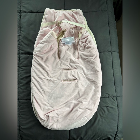 JJ COLE Toddler / Baby Large Bundle Me Cozy Pink and Cream Stroller Footmuff - Picture 5 of 5